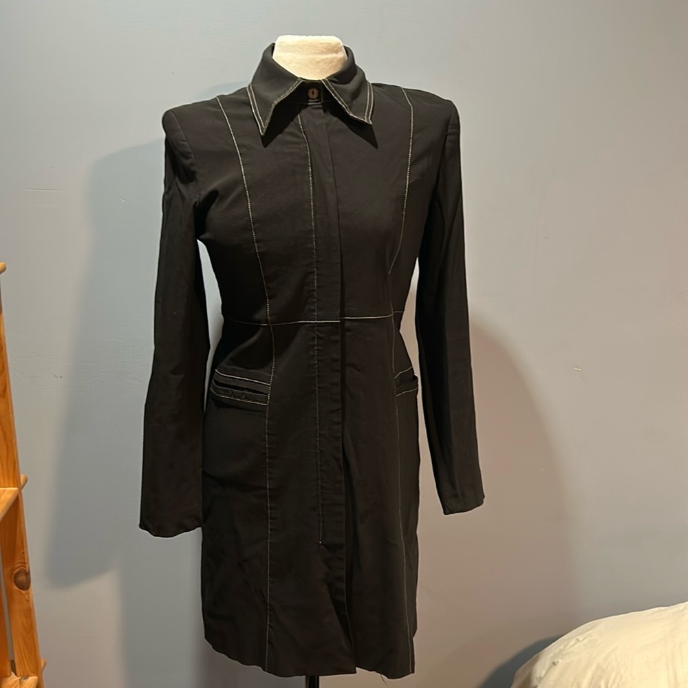Powerline fully lined raincoat.